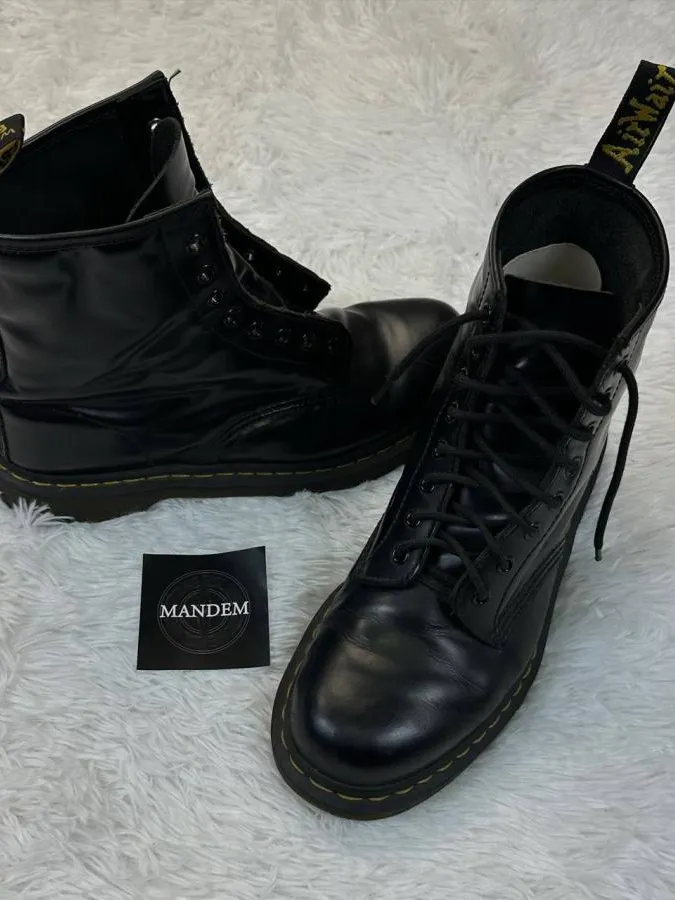 Dr. Martens Dr. Martens